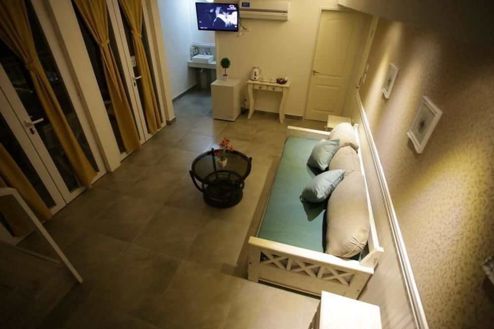 Club House Hotel Βίλα Κάρλος Παζ Εξωτερικό φωτογραφία